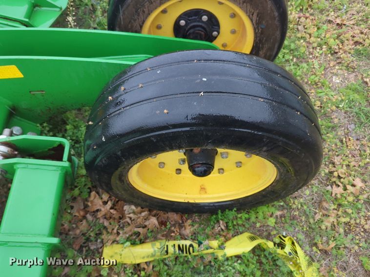 image for item NZ9539 John Deere R15 batwing rotary mower