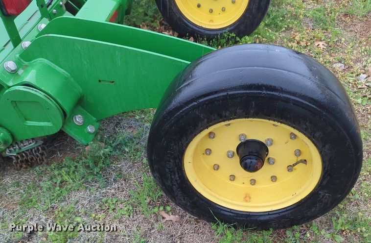 image for item NZ9539 John Deere R15 batwing rotary mower