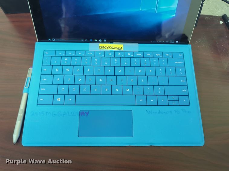 image for item NZ9540 Microsoft Surface Pro 3 tablet