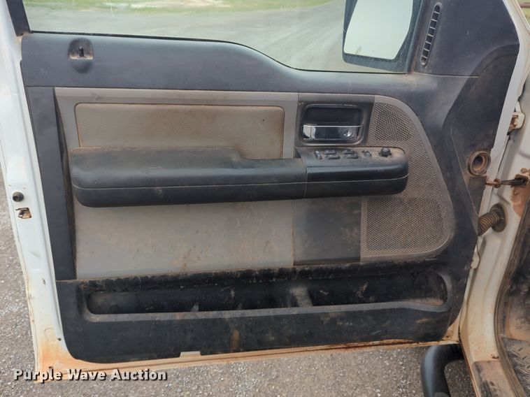 image for item NZ9548 2006 Ford F150 SuperCab pickup truck