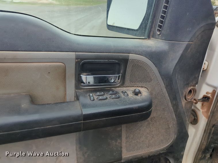 image for item NZ9548 2006 Ford F150 SuperCab pickup truck