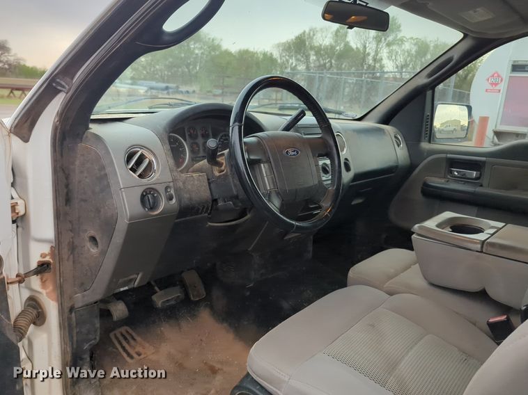 image for item NZ9548 2006 Ford F150 SuperCab pickup truck