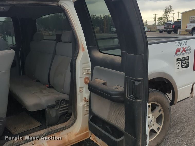 image for item NZ9548 2006 Ford F150 SuperCab pickup truck