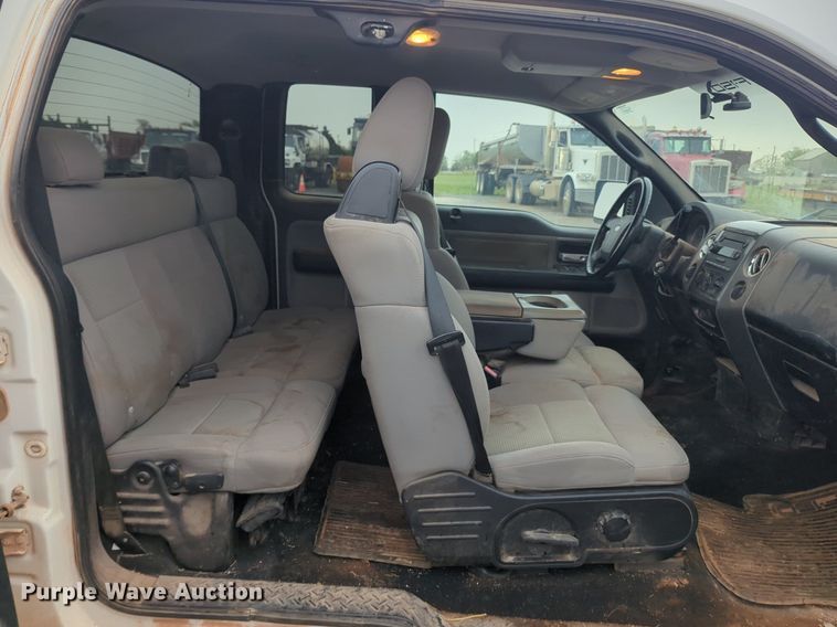 image for item NZ9548 2006 Ford F150 SuperCab pickup truck