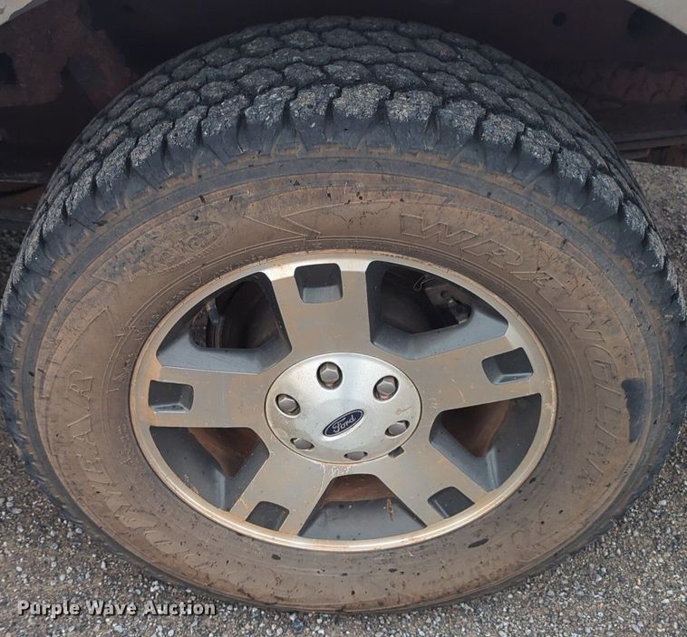 image for item NZ9548 2006 Ford F150 SuperCab pickup truck