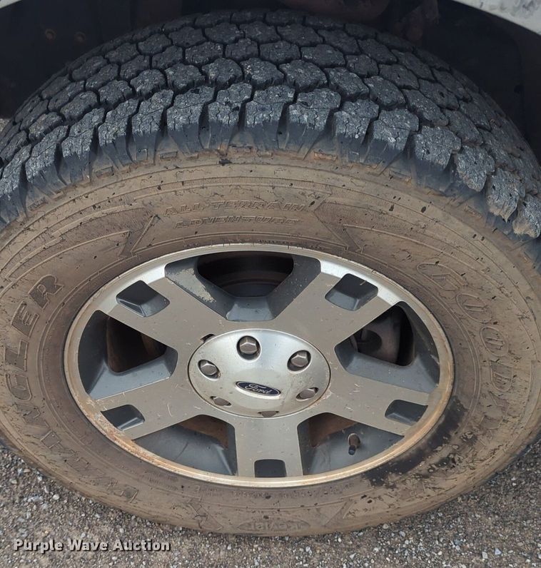 image for item NZ9548 2006 Ford F150 SuperCab pickup truck