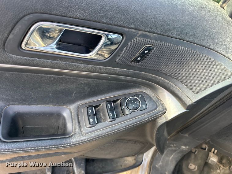 image for item OE9069 2013 Ford Explorer Police Interceptor SUV