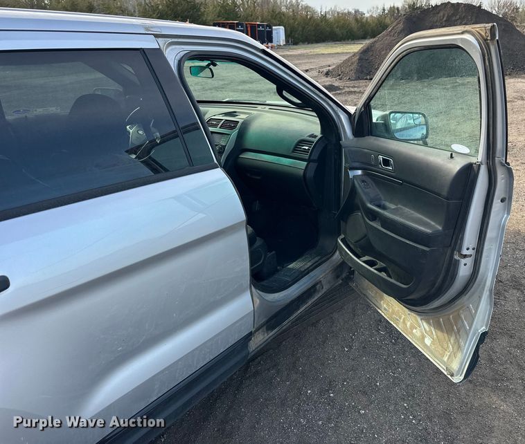 image for item OE9069 2013 Ford Explorer Police Interceptor SUV