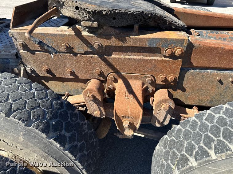 image for item OF9375 1991 Ford Aeromax L9000 semi truck