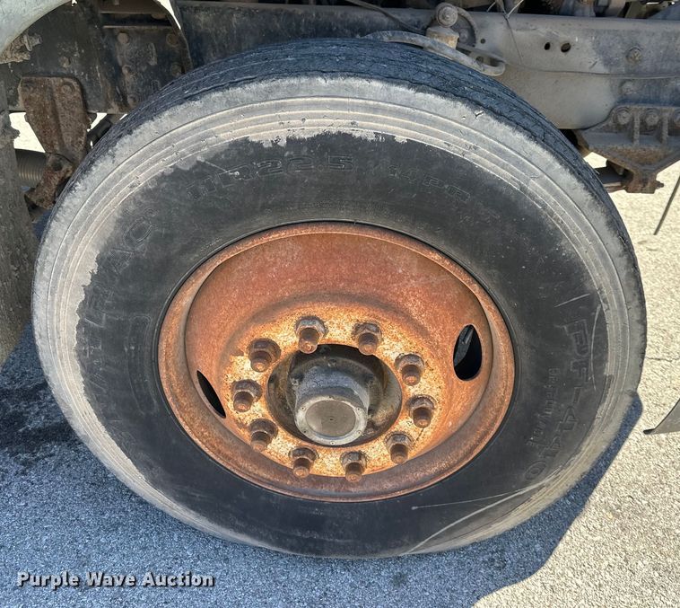 image for item OF9375 1991 Ford Aeromax L9000 semi truck