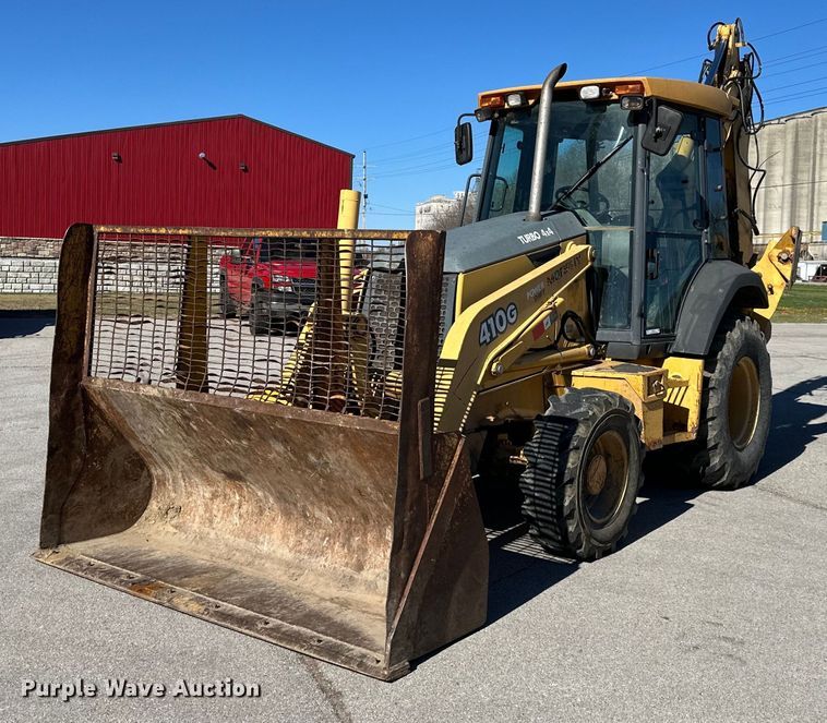 image for item OF9376 2002 John Deere 410G backhoe