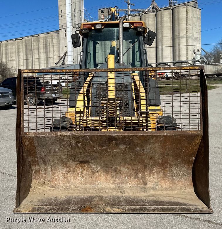 image for item OF9376 2002 John Deere 410G backhoe