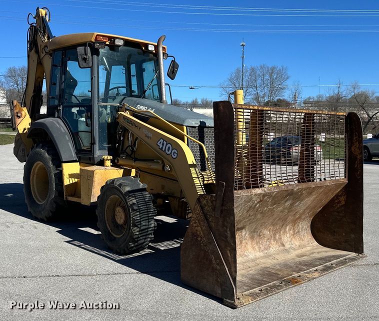 image for item OF9376 2002 John Deere 410G backhoe