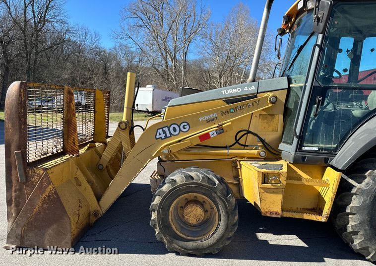 image for item OF9376 2002 John Deere 410G backhoe