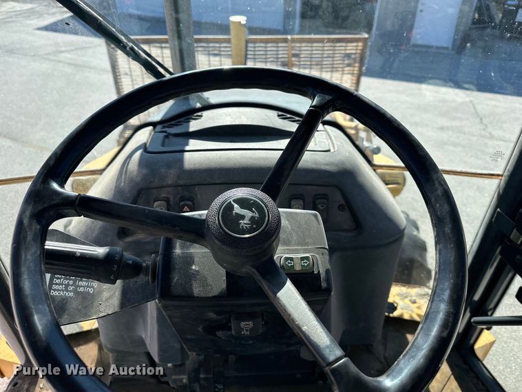 image for item OF9376 2002 John Deere 410G backhoe