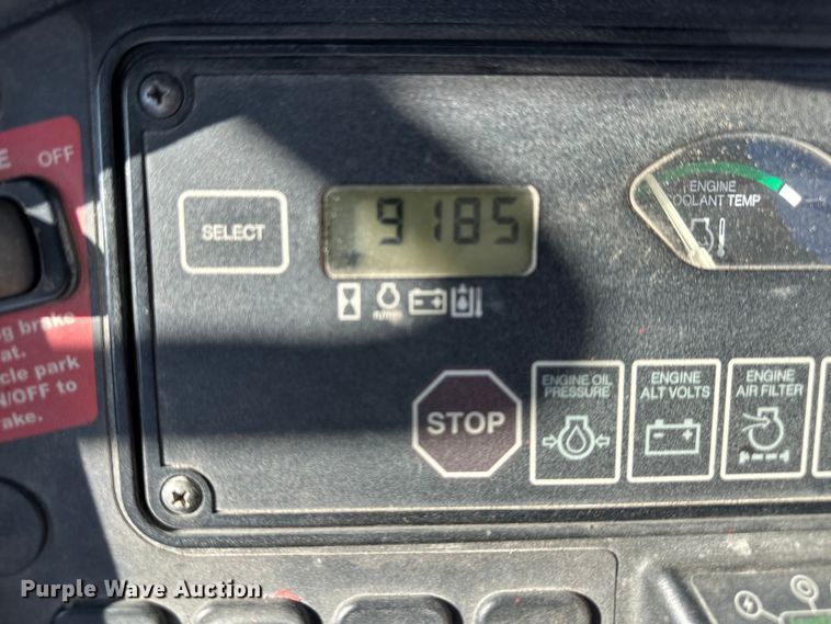 image for item OF9376 2002 John Deere 410G backhoe