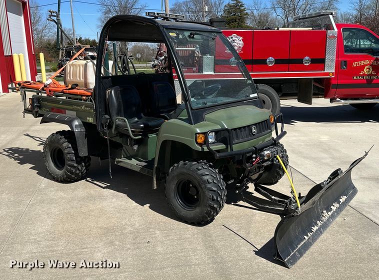 image for item OF9383 2005 John Deere HPX Gator  utility vehicle