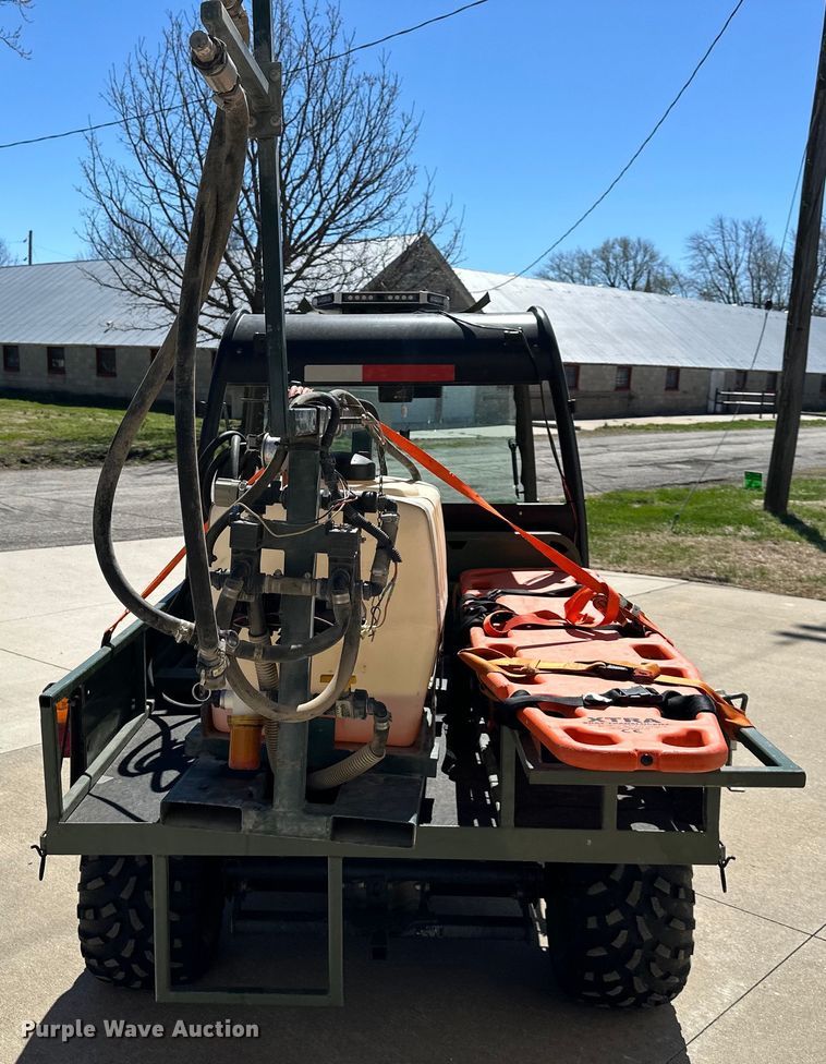 image for item OF9383 2005 John Deere HPX Gator  utility vehicle