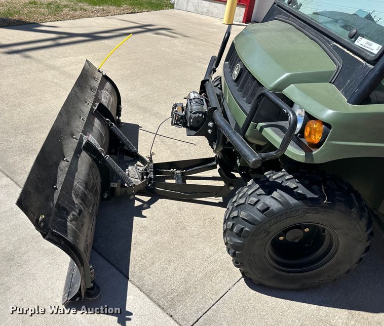 image for item OF9383 2005 John Deere HPX Gator  utility vehicle