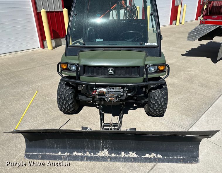 image for item OF9383 2005 John Deere HPX Gator  utility vehicle