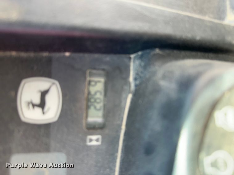 image for item OF9383 2005 John Deere HPX Gator  utility vehicle