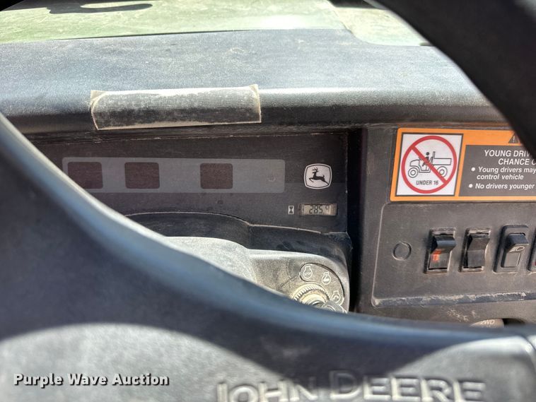 image for item OF9383 2005 John Deere HPX Gator  utility vehicle