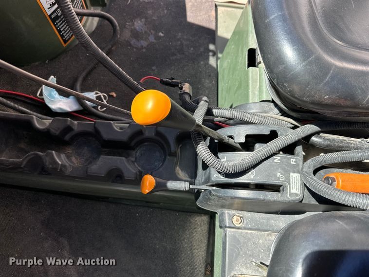 image for item OF9383 2005 John Deere HPX Gator  utility vehicle