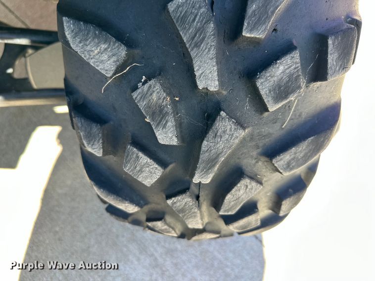 image for item OF9383 2005 John Deere HPX Gator  utility vehicle