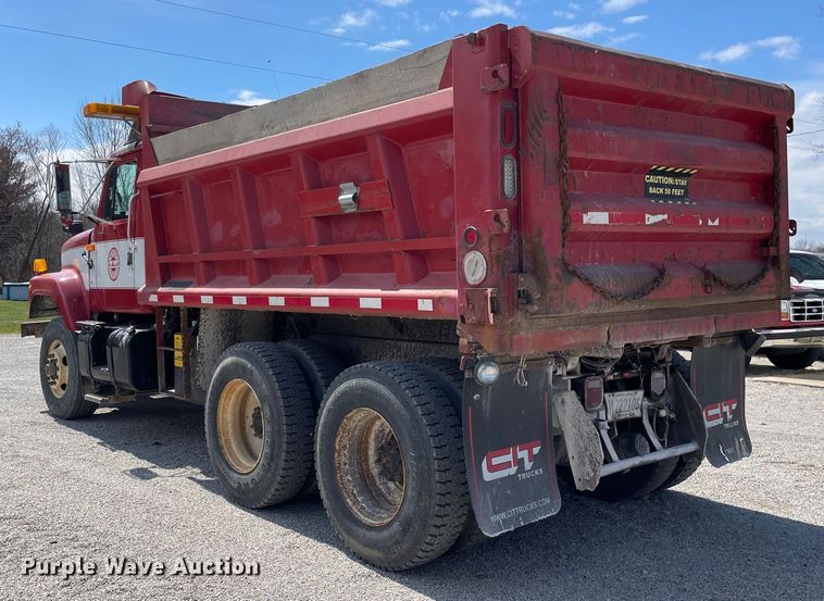 image for item OG9849 2001 International 2554 dump truck
