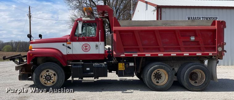 image for item OG9849 2001 International 2554 dump truck