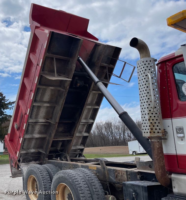 image for item OG9849 2001 International 2554 dump truck