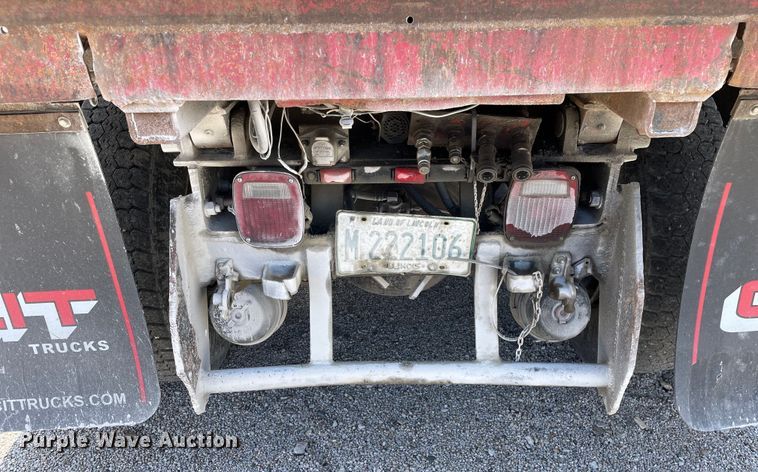 image for item OG9849 2001 International 2554 dump truck