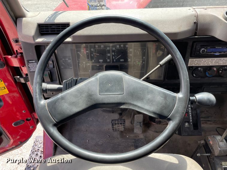 image for item OG9849 2001 International 2554 dump truck