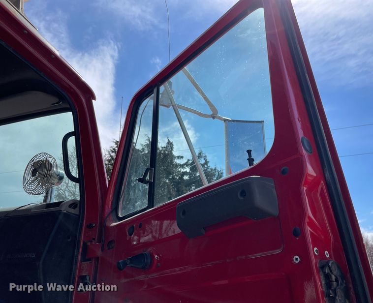 image for item OG9849 2001 International 2554 dump truck