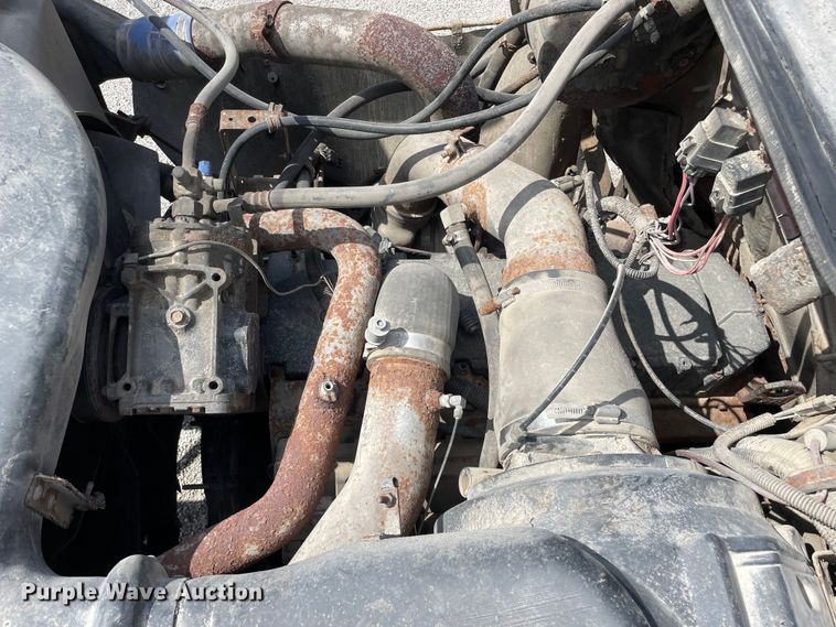 image for item OG9849 2001 International 2554 dump truck