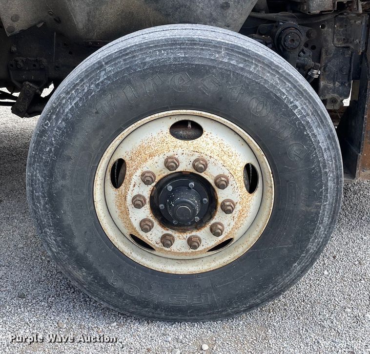 image for item OG9849 2001 International 2554 dump truck