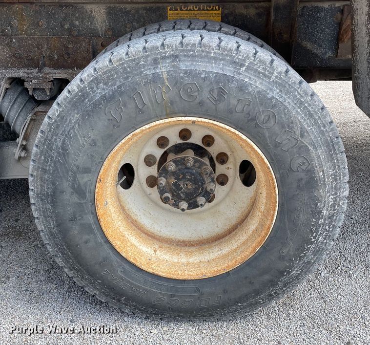 image for item OG9849 2001 International 2554 dump truck