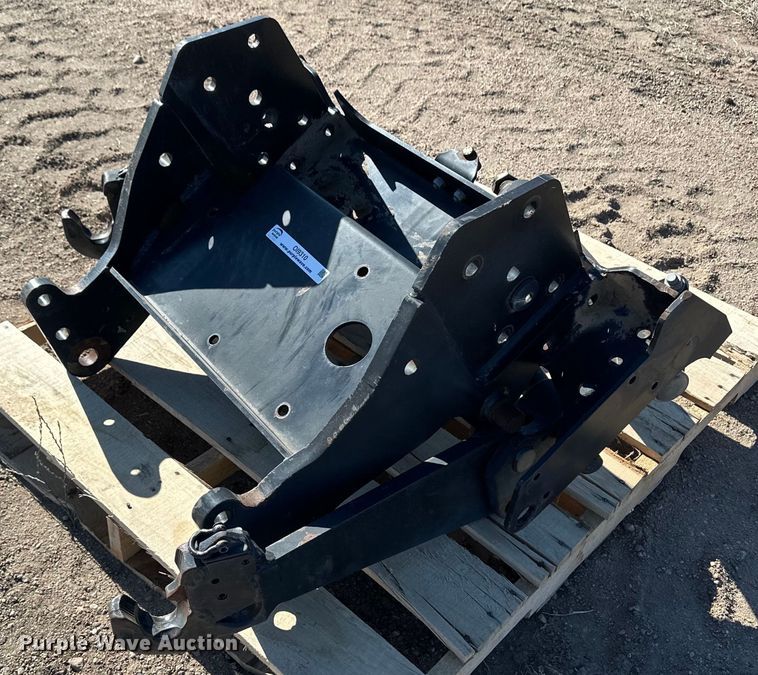 image for item OI9310 JCB three point hitch