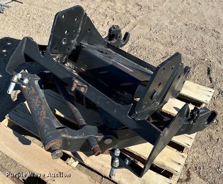 image for item OI9310 JCB three point hitch