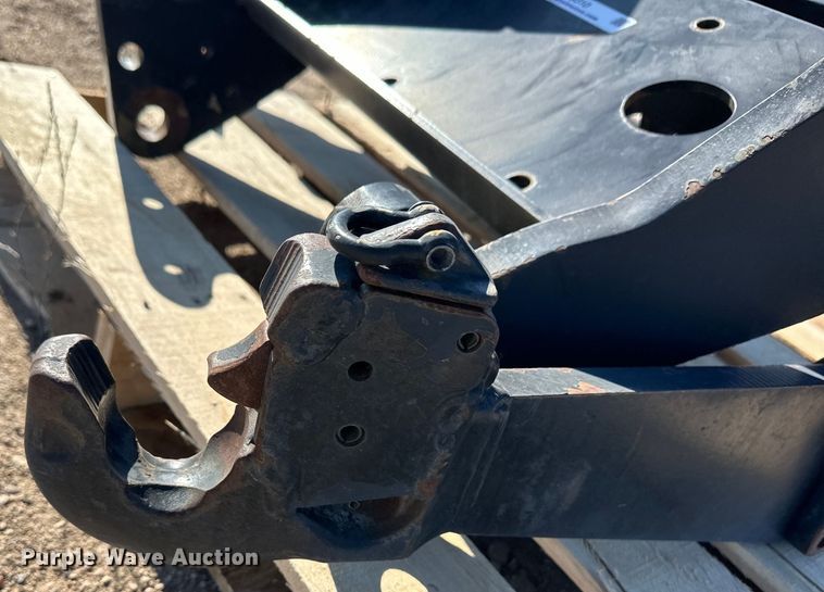 image for item OI9310 JCB three point hitch