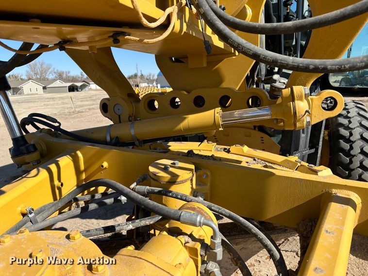 image for item OI9314 2014 Caterpillar 12M2 VHP Plus motor grader