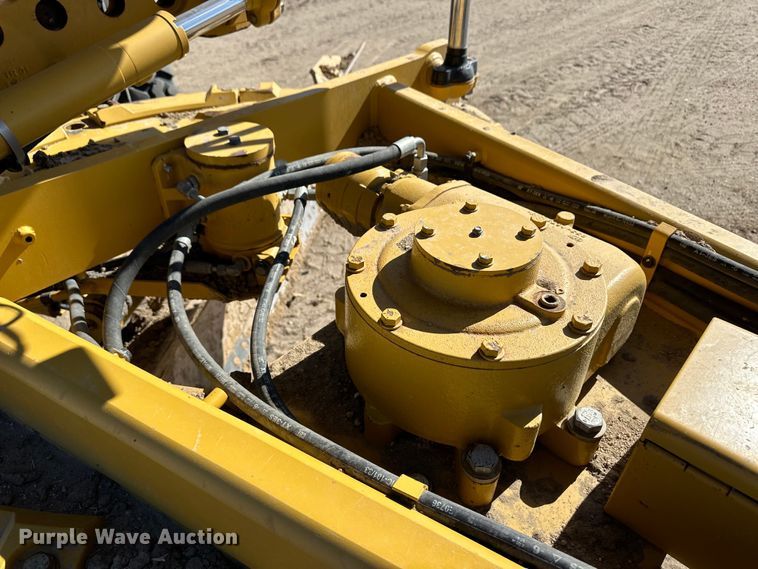 image for item OI9314 2014 Caterpillar 12M2 VHP Plus motor grader