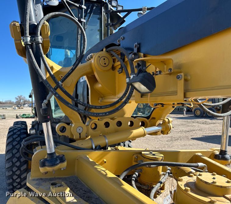 image for item OI9314 2014 Caterpillar 12M2 VHP Plus motor grader