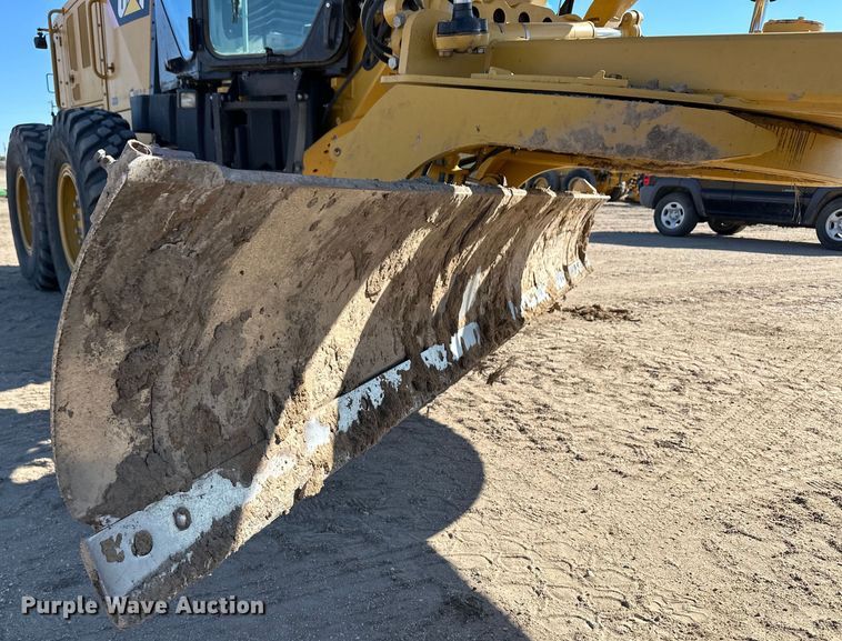 image for item OI9314 2014 Caterpillar 12M2 VHP Plus motor grader