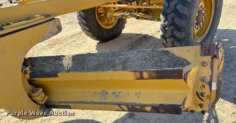 image for item OI9314 2014 Caterpillar 12M2 VHP Plus motor grader