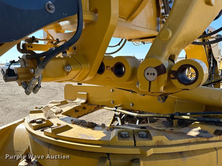 image for item OI9314 2014 Caterpillar 12M2 VHP Plus motor grader