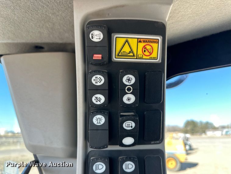 image for item OI9314 2014 Caterpillar 12M2 VHP Plus motor grader