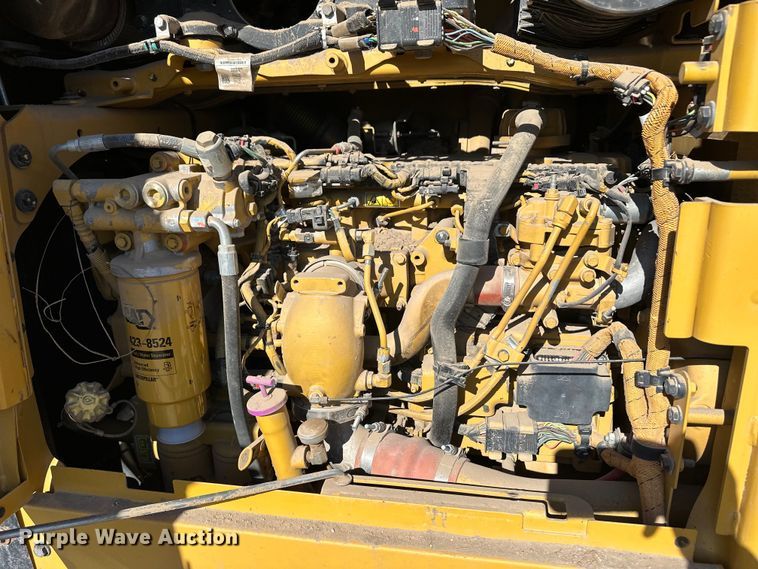 image for item OI9314 2014 Caterpillar 12M2 VHP Plus motor grader