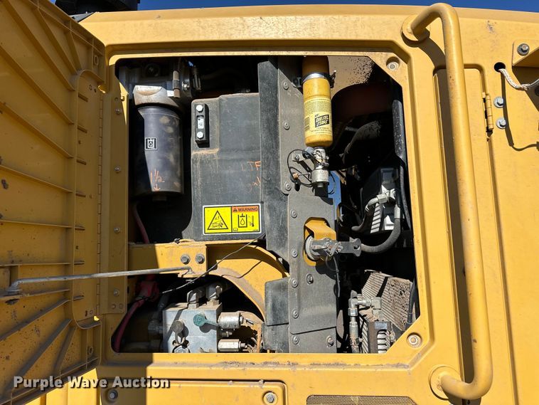 image for item OI9314 2014 Caterpillar 12M2 VHP Plus motor grader