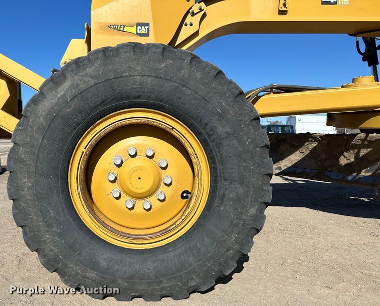 image for item OI9314 2014 Caterpillar 12M2 VHP Plus motor grader